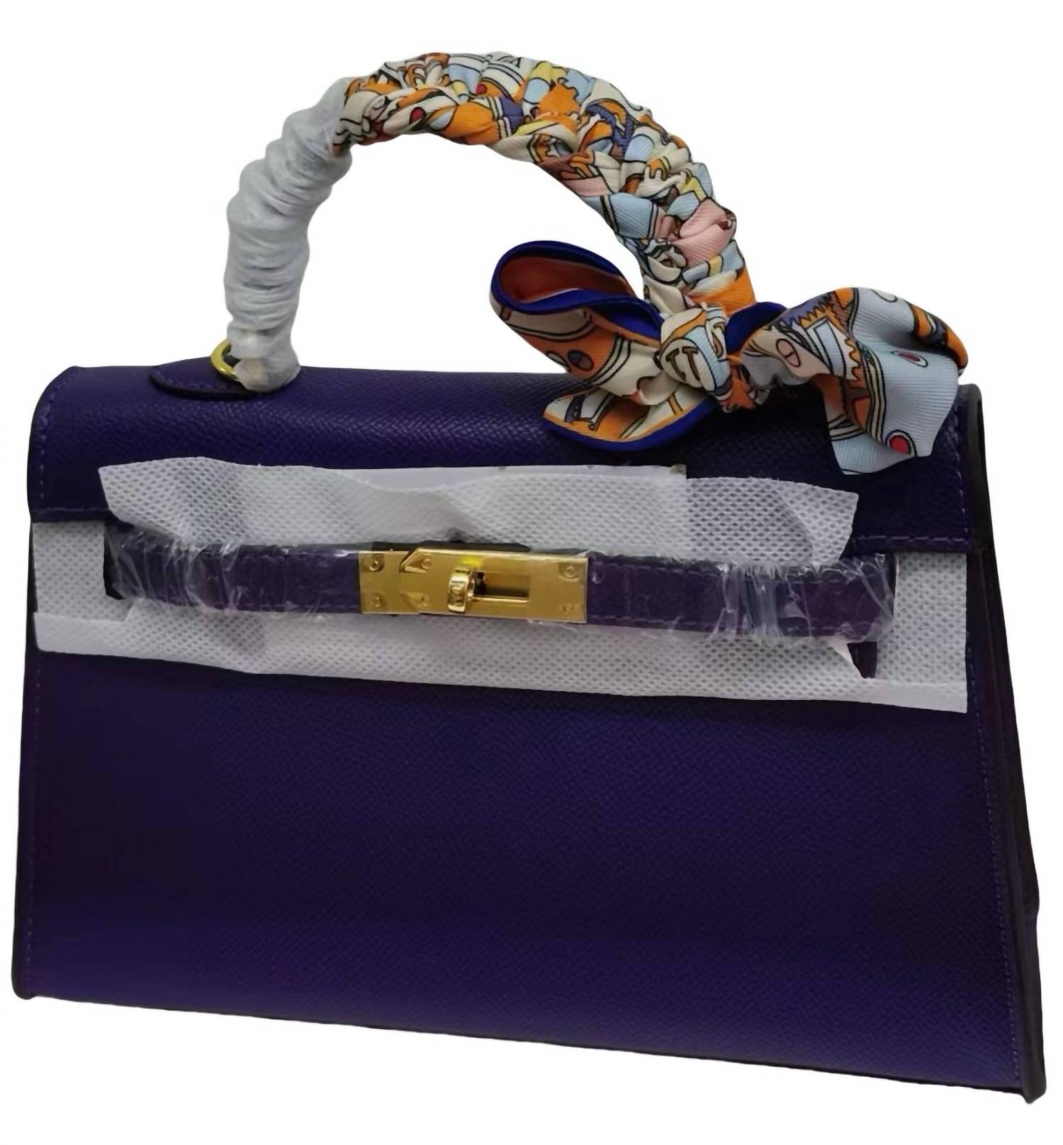 Гламурная мини-сумочка Signature в фиолетовом цвете Glam Collections
Гламурная мини-сумочка Signature в фиолетовом цвете Glam Collections