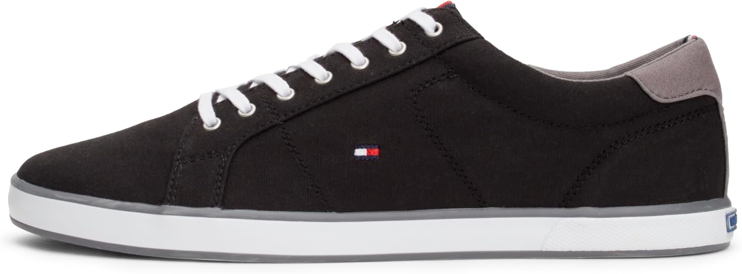 Мужские культовые длинные кроссовки Tommy Hilfiger LACE, Black
Мужские культовые длинные кроссовки Tommy Hilfiger LACE, Black