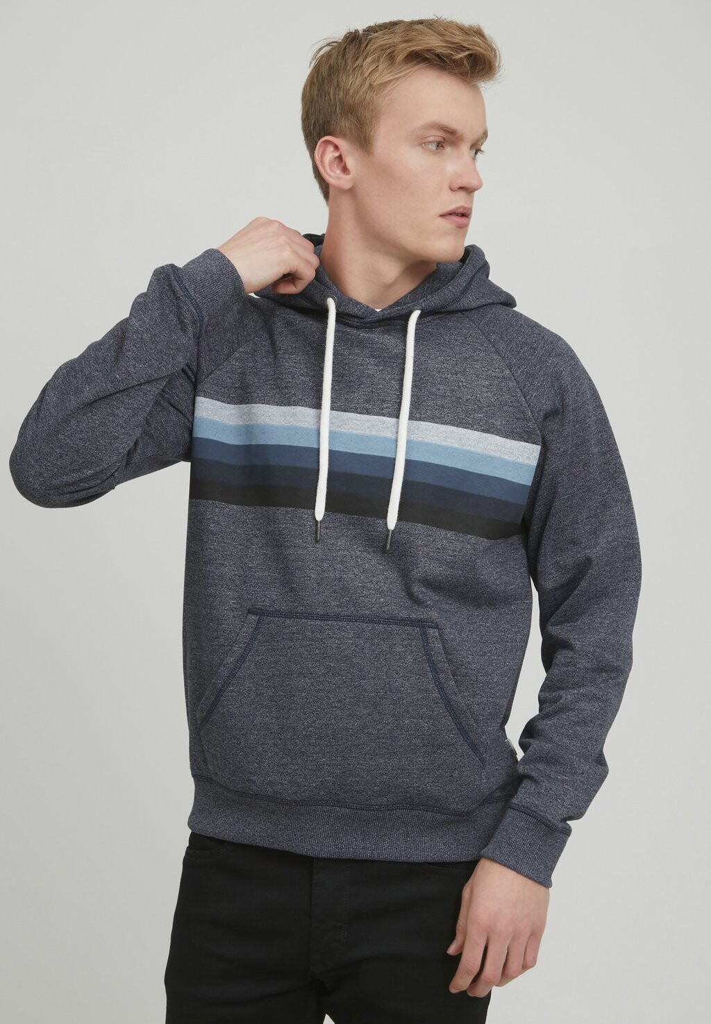 Толстовка BHSWEATSHIRT Blend, цвет dress blues
Толстовка BHSWEATSHIRT Blend, цвет dress blues