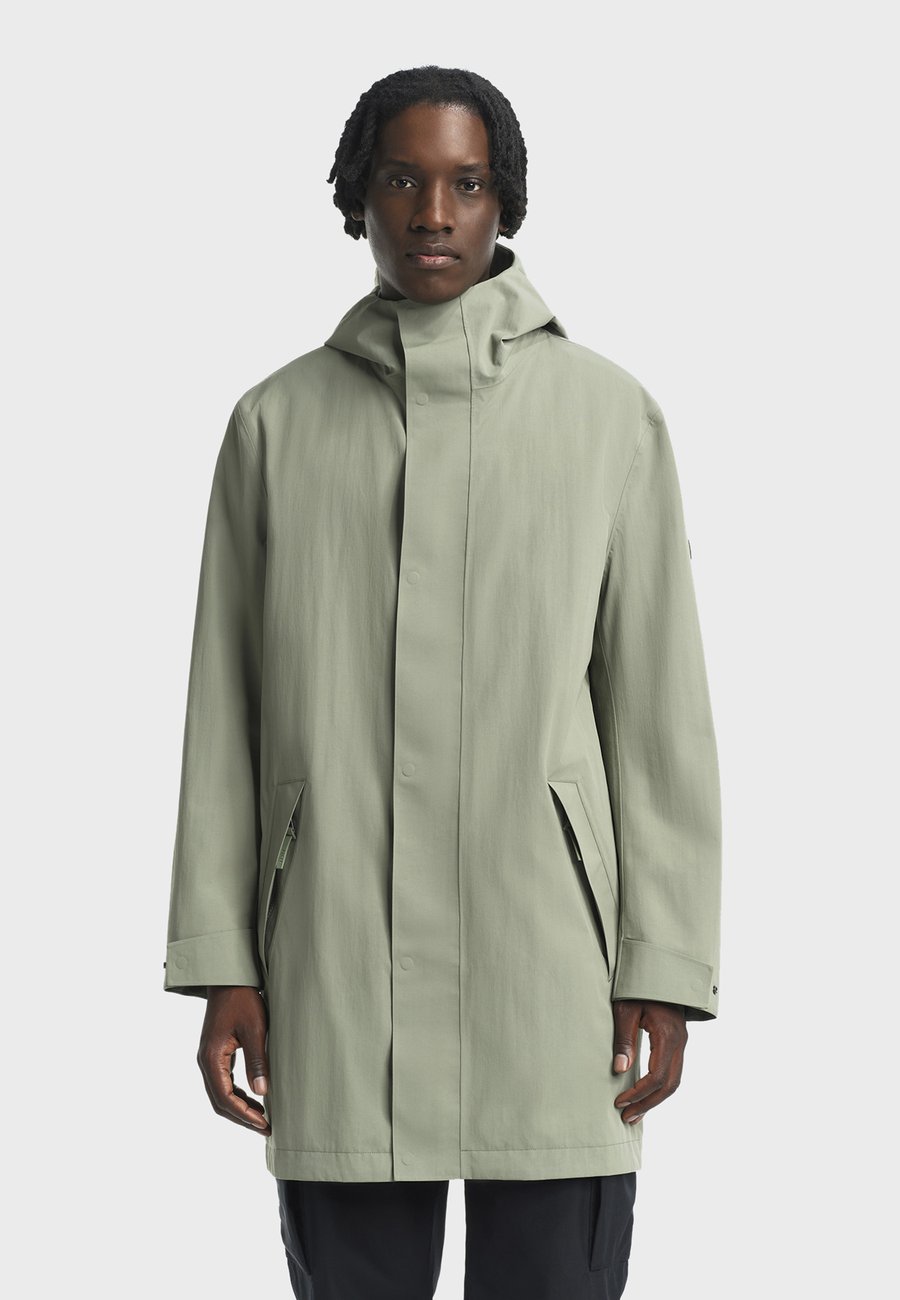 Пальто Aigle Parka, Almond/Green
Пальто Aigle Parka, Almond/Green