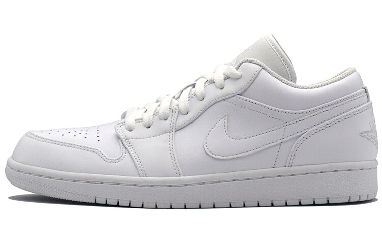 Кроссовки JORDAN 1 Retro Low 'Pure Platinum'
Кроссовки JORDAN 1 Retro Low 'Pure Platinum'