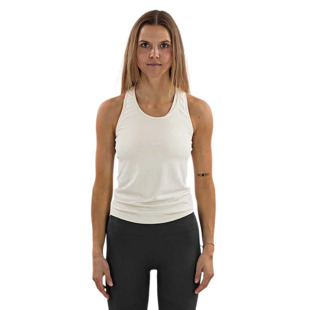 Футболка без рукавов The Mountain Studio Tech, белый
Футболка без рукавов The Mountain Studio Tech, белый