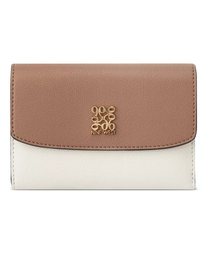 Кошелек Coen French Wallet Nine West, мультиколор
Кошелек Coen French Wallet Nine West, мультиколор