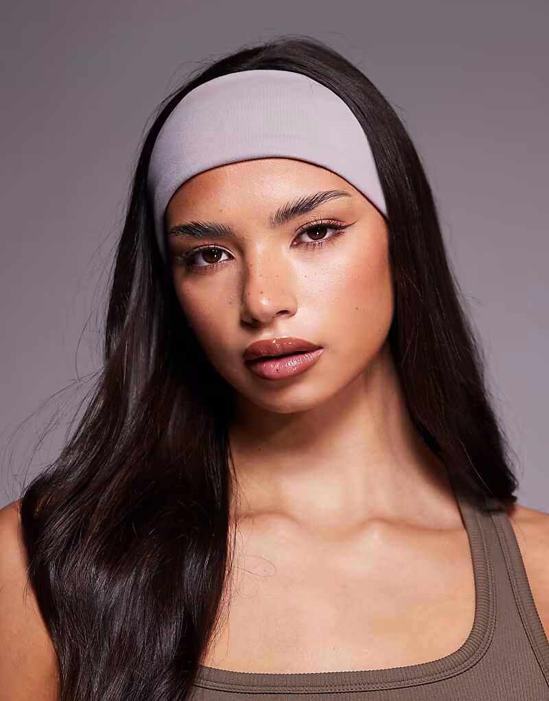 Мягкая на ощупь широкая повязка для йоги из норки 4505, серо-коричневый
Мягкая на ощупь широкая повязка для йоги из норки 4505, серо-коричневый