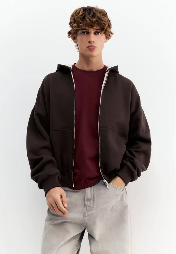 Толстовка с капюшоном на молнии Pull&Bear, Brown, Коричневый, Толстовка с капюшоном на молнии Pull&Bear, Brown
Толстовка с капюшоном на молнии Pull&Bear, Brown, Коричневый, Толстовка с капюшоном на молнии Pull&Bear, Brown