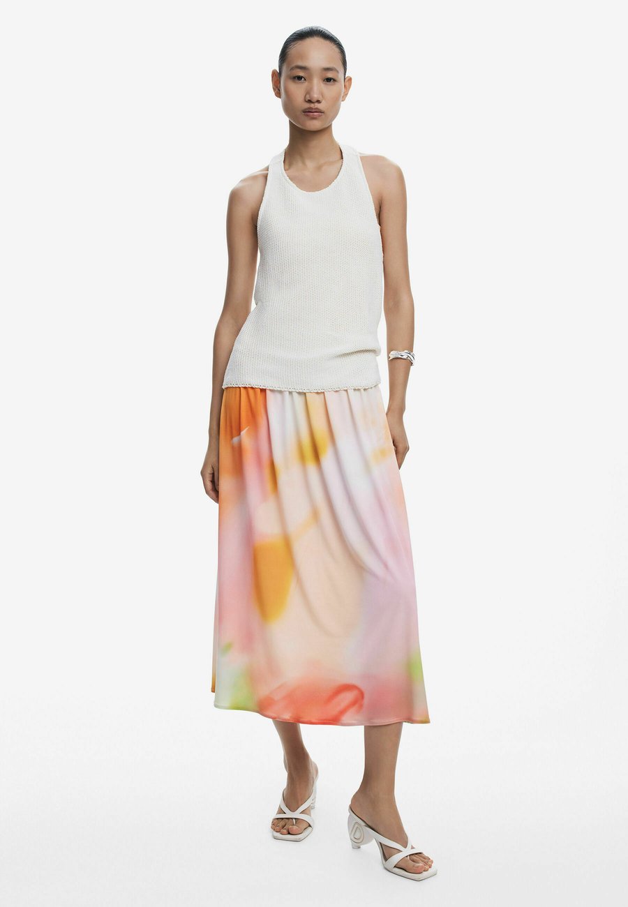 Платье Desigual Top, White
Платье Desigual Top, White