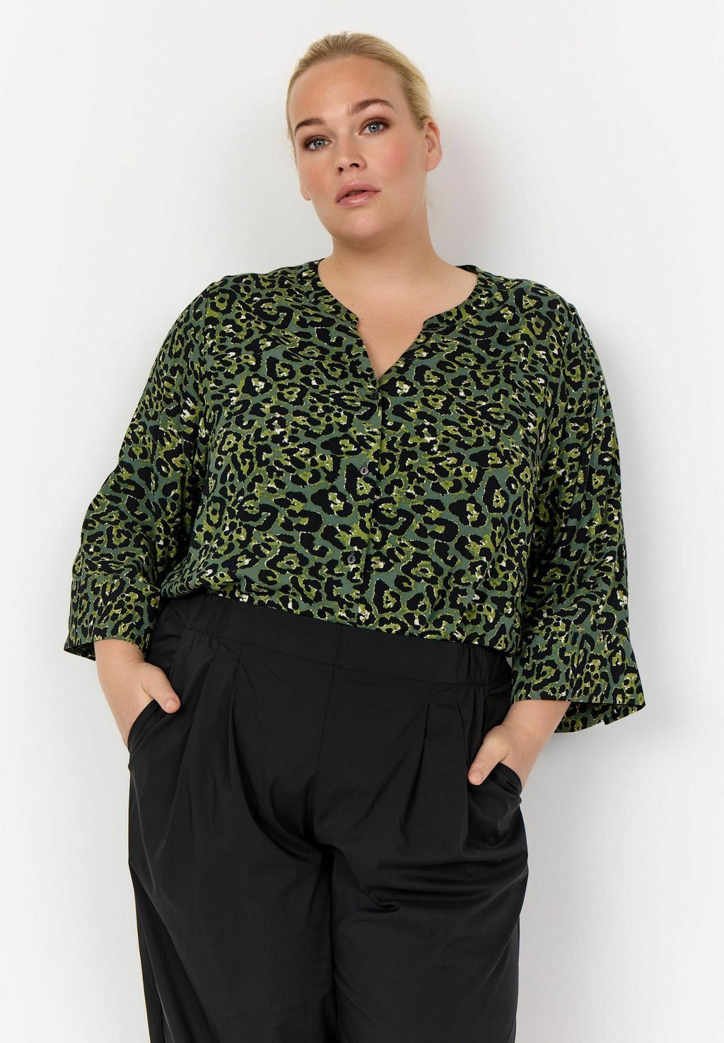 Блуза WA-MELINA 2 Wasabi Concept, зеленый
Блуза WA-MELINA 2 Wasabi Concept, зеленый