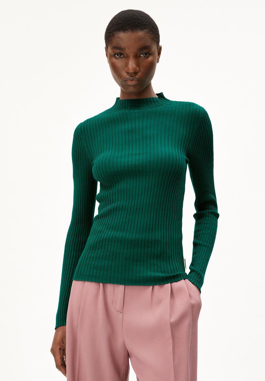 Джемпер ARMEDANGELS ALANI, Emerald Green/Mottled Green
Джемпер ARMEDANGELS ALANI, Emerald Green/Mottled Green