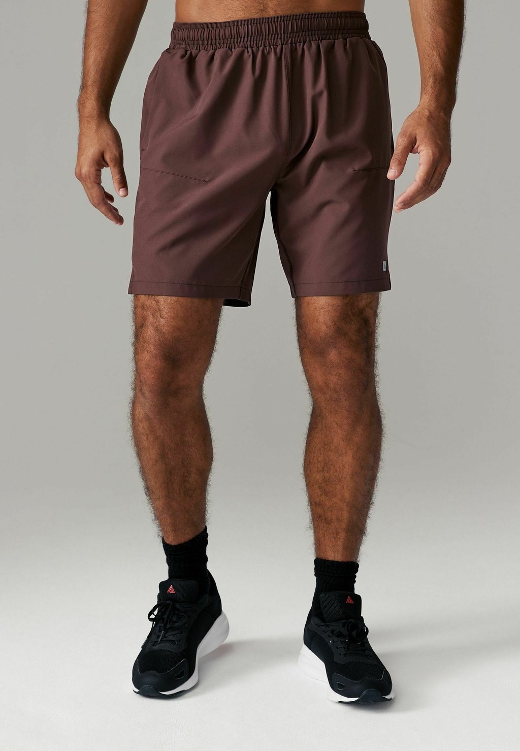 Спортивные шорты GYM Next, красный
Спортивные шорты GYM Next, красный