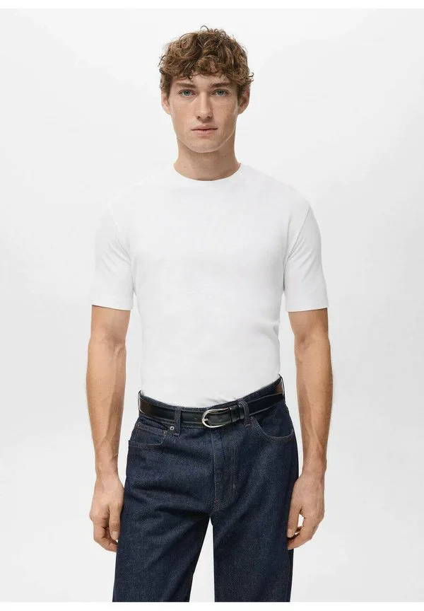 Простая футболка Mango, White
Простая футболка Mango, White