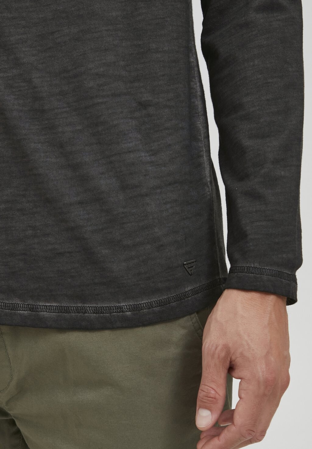 Топ с длинным рукавом Prseverinus 11 Project, черный
Топ с длинным рукавом Prseverinus 11 Project, черный