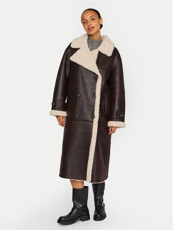 Шуба свободного кроя Vila, коричневый 
Шуба свободного кроя Vila, коричневый