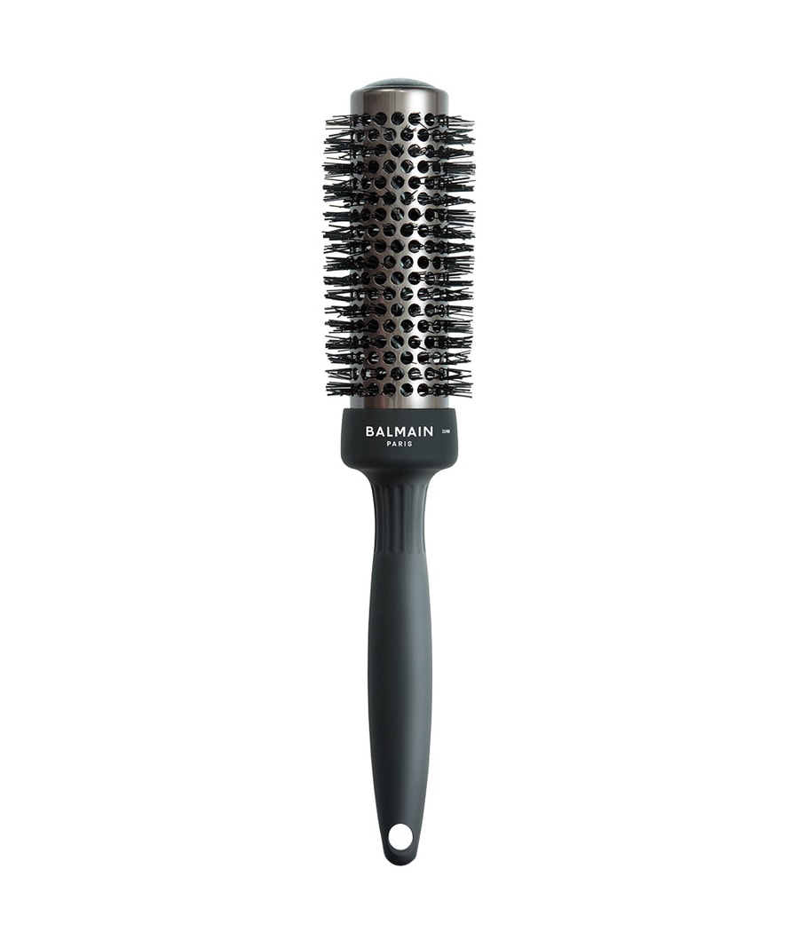 Круглая кисть Balmain Hair Couture Professional Ceramic Round Brush 33mm Black, 1 шт.
Круглая кисть Balmain Hair Couture Professional Ceramic Round Brush 33mm Black, 1 шт.