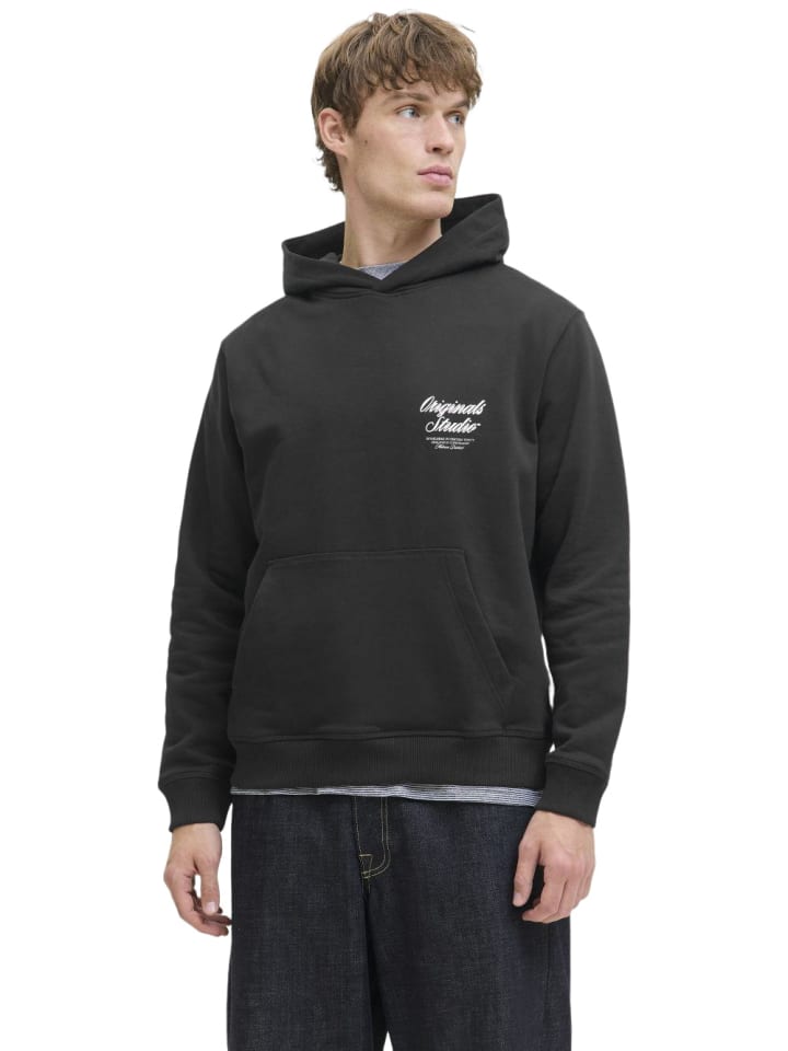 Толстовка JORNORREBRO TYPO BACK SWEAT HOOD черного цвета Jack & Jones
Толстовка JORNORREBRO TYPO BACK SWEAT HOOD черного цвета Jack & Jones