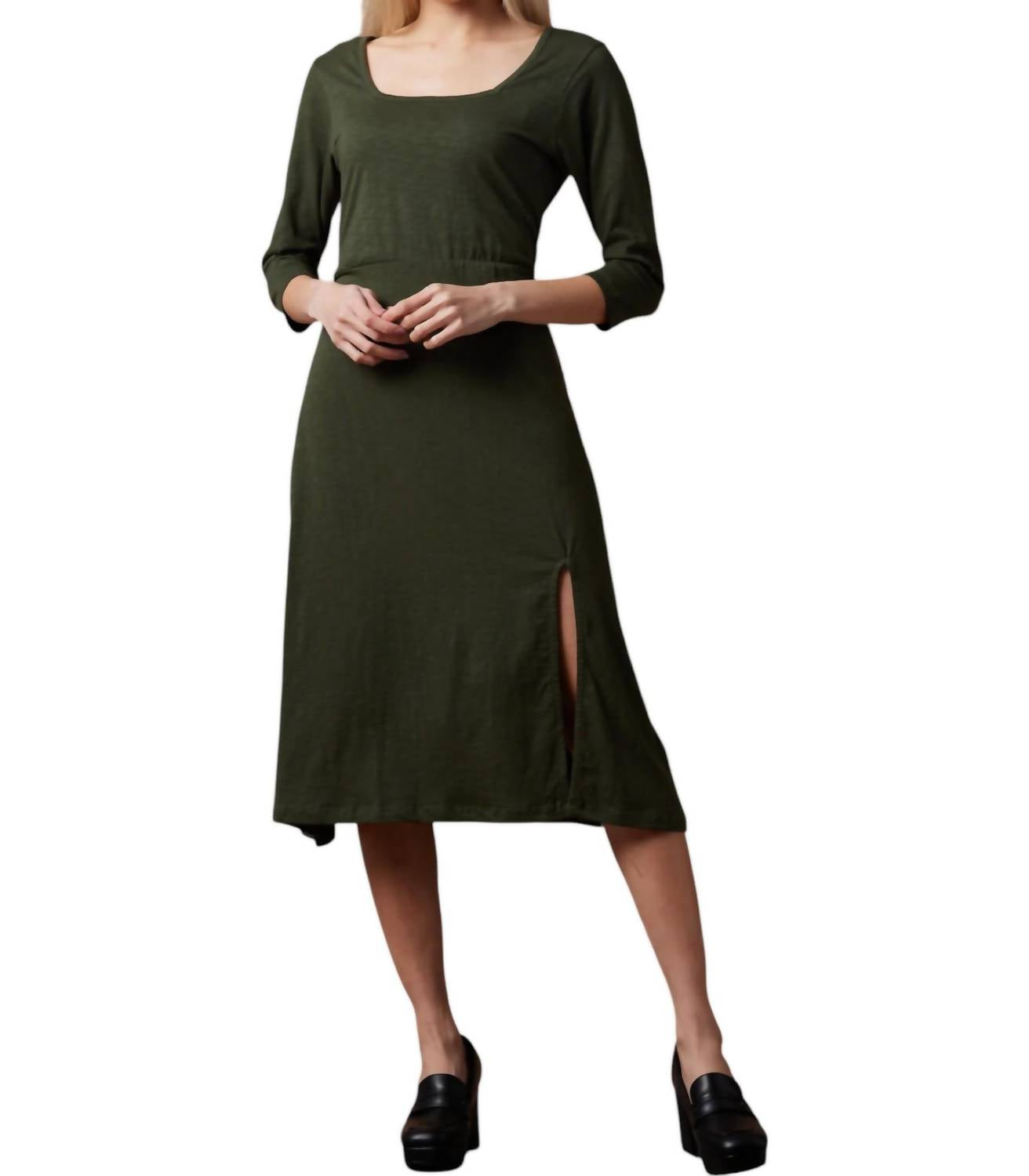 Платье Эллери в цвете можжевельника Known Supply, цвет juniper
Платье Эллери в цвете можжевельника Known Supply, цвет juniper