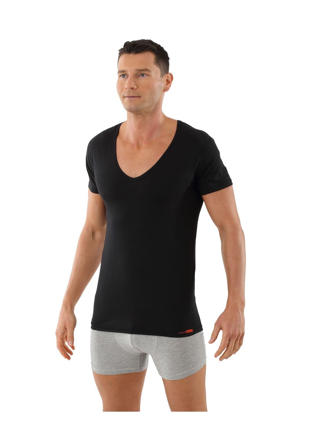 Дышащая майка с короткими рукавами и глубоким V-образным вырезом Albertkreuz, черный
Дышащая майка с короткими рукавами и глубоким V-образным вырезом Albertkreuz, черный
