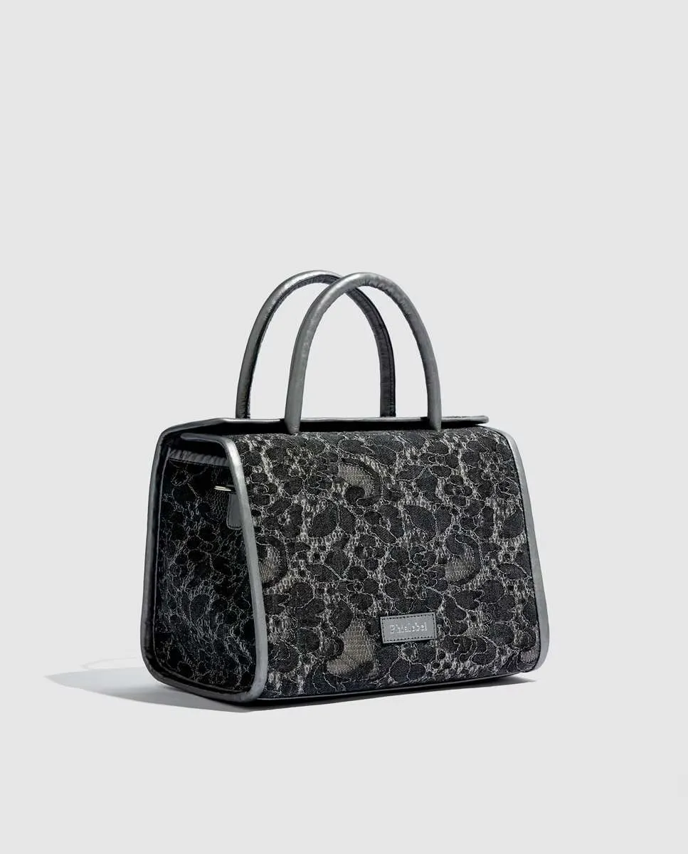 Серая кружевная сумочка с отделкой и ручками из кожи наппа серебристого цвета Phialebel, серый 
Серая кружевная сумочка с отделкой и ручками из кожи наппа серебристого цвета Phialebel, серый