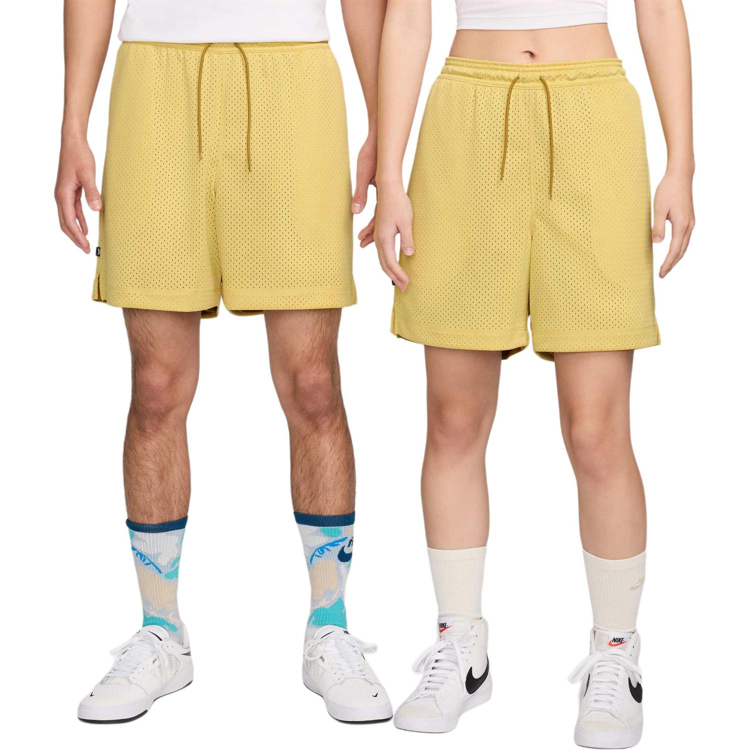 Юнисекс баскетбольные шорты SS24 Saturn Gold/Bronze Nike
Юнисекс баскетбольные шорты SS24 Saturn Gold/Bronze Nike
