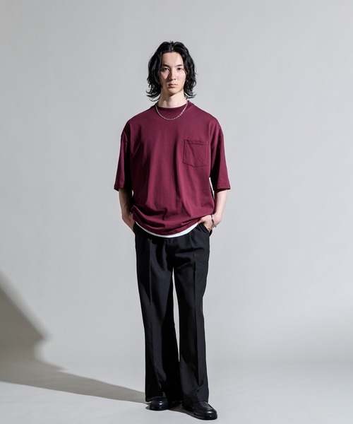 Футболка трикотажная однотонная с широким силуэтом и карманом CALIFORNIA OUTFITTERS
Футболка трикотажная однотонная с широким силуэтом и карманом CALIFORNIA OUTFITTERS