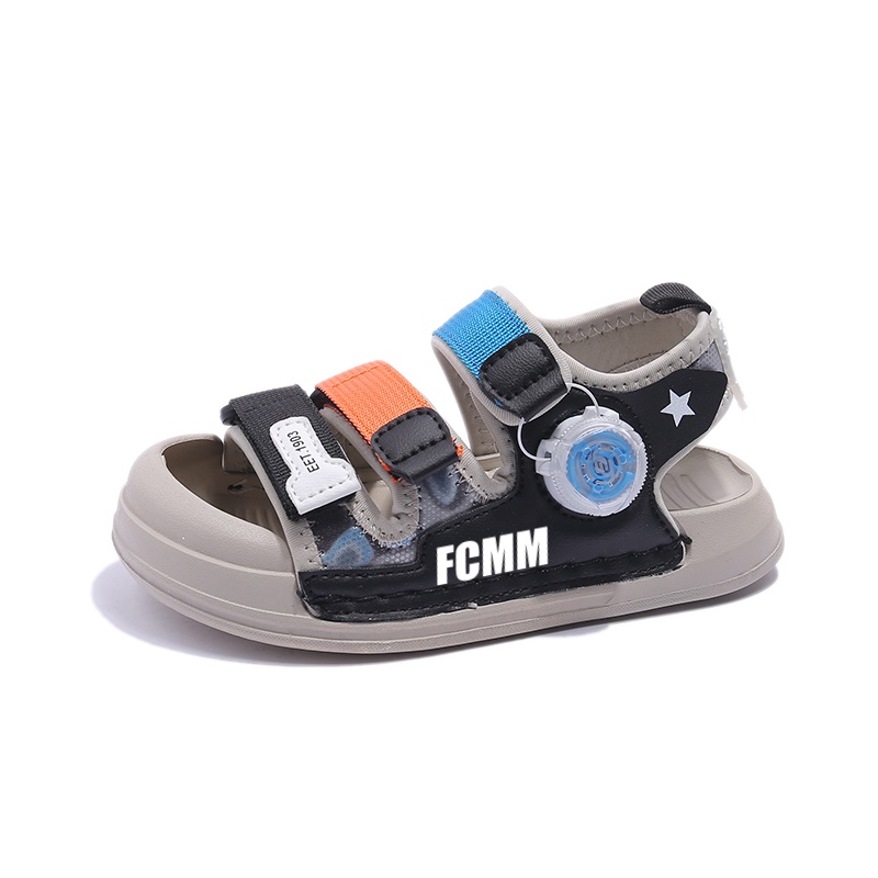 Детские сандалии FCMM, черный
Детские сандалии FCMM, черный