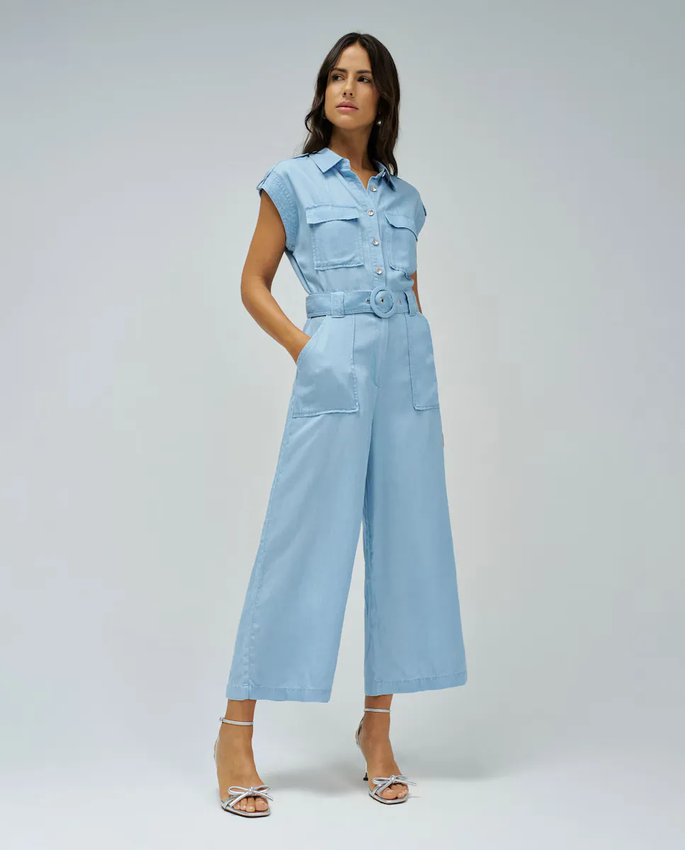 Женский комбинезон в светло-голубом дениме с поясом Salsa Jeans, синий
Женский комбинезон в светло-голубом дениме с поясом Salsa Jeans, синий