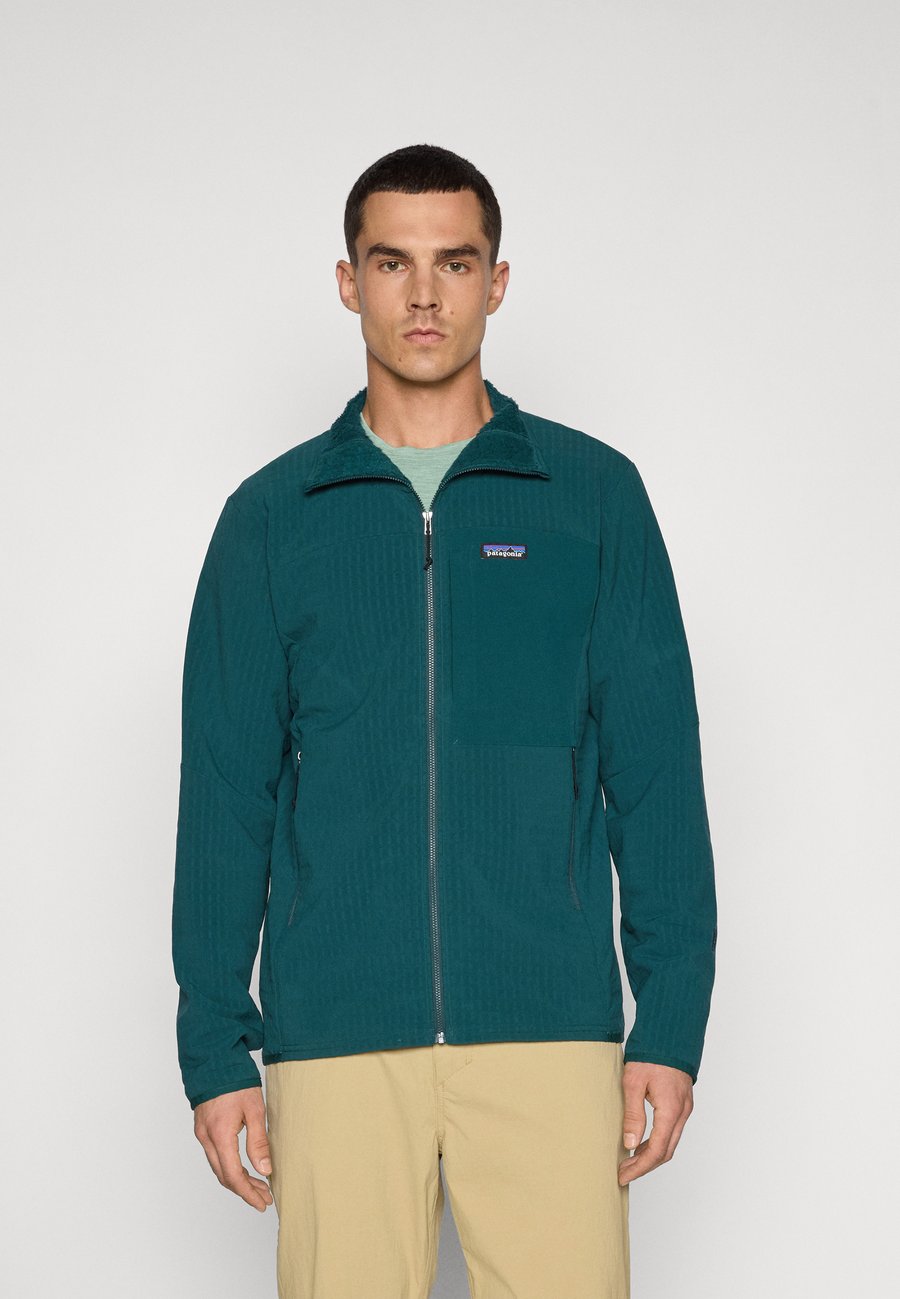 Куртка Patagonia TECHFACE, Cascade Green/Dark Green
Куртка Patagonia TECHFACE, Cascade Green/Dark Green
