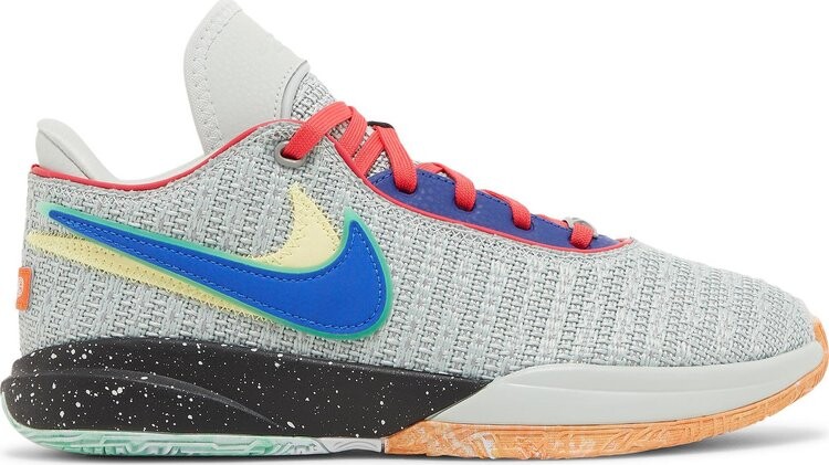 Кроссовки LeBron 20 GS 'Nike Lifer', серый
Кроссовки LeBron 20 GS 'Nike Lifer', серый