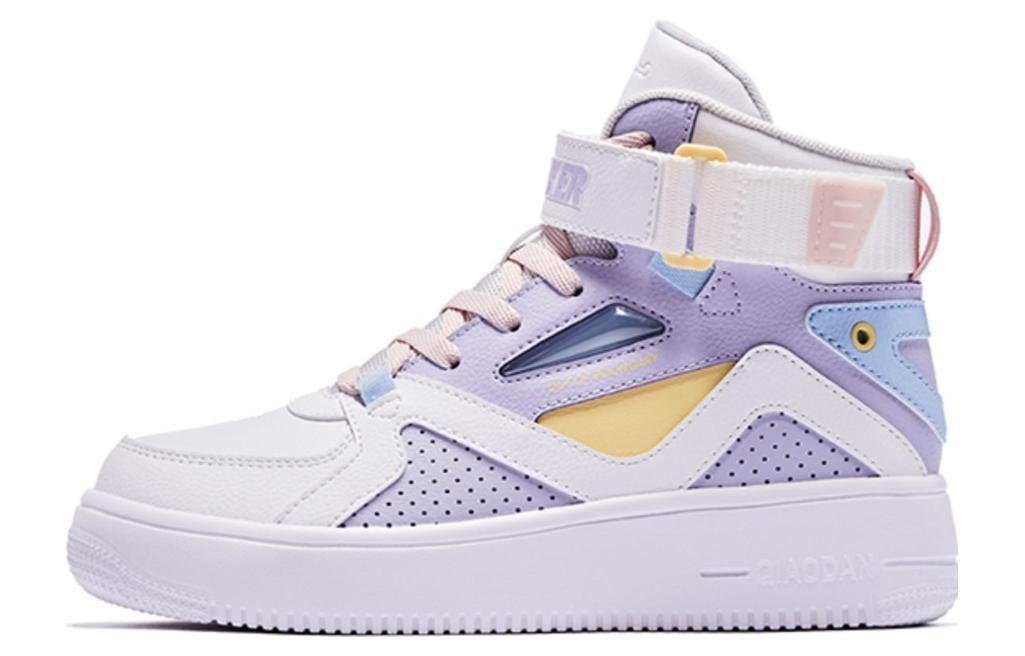 Кеды, скейтборд обувь женская высокая белый/фиолетовый Qiaodan 
Кеды, скейтборд обувь женская высокая белый/фиолетовый Qiaodan