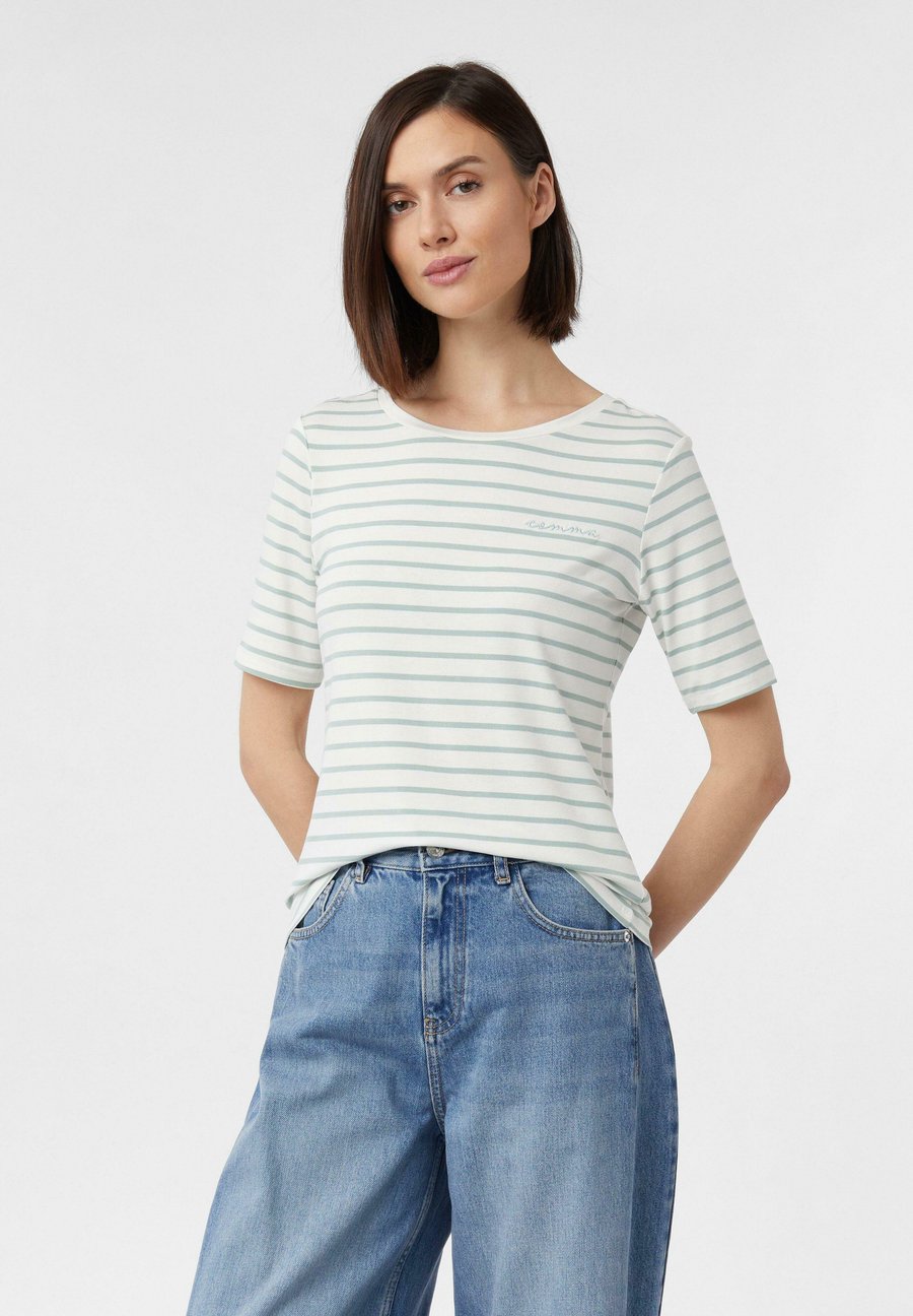 Футболка comma Print T-shirt, Helles Petrol/Turquoise, Синий, Футболка comma Print T-shirt, Helles Petrol/Turquoise
Футболка comma Print T-shirt, Helles Petrol/Turquoise, Синий, Футболка comma Print T-shirt, Helles Petrol/Turquoise