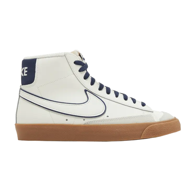 Кроссовки Nike Blazer Mid '77 Premium 'Sail Navy Gum', белый 
Кроссовки Nike Blazer Mid '77 Premium 'Sail Navy Gum', белый