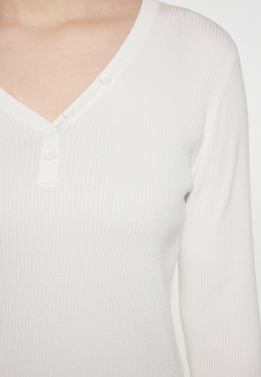 Джемпер DreiMaster CO-BRANDED WITH RISA, Wollweiss/White
Джемпер DreiMaster CO-BRANDED WITH RISA, Wollweiss/White