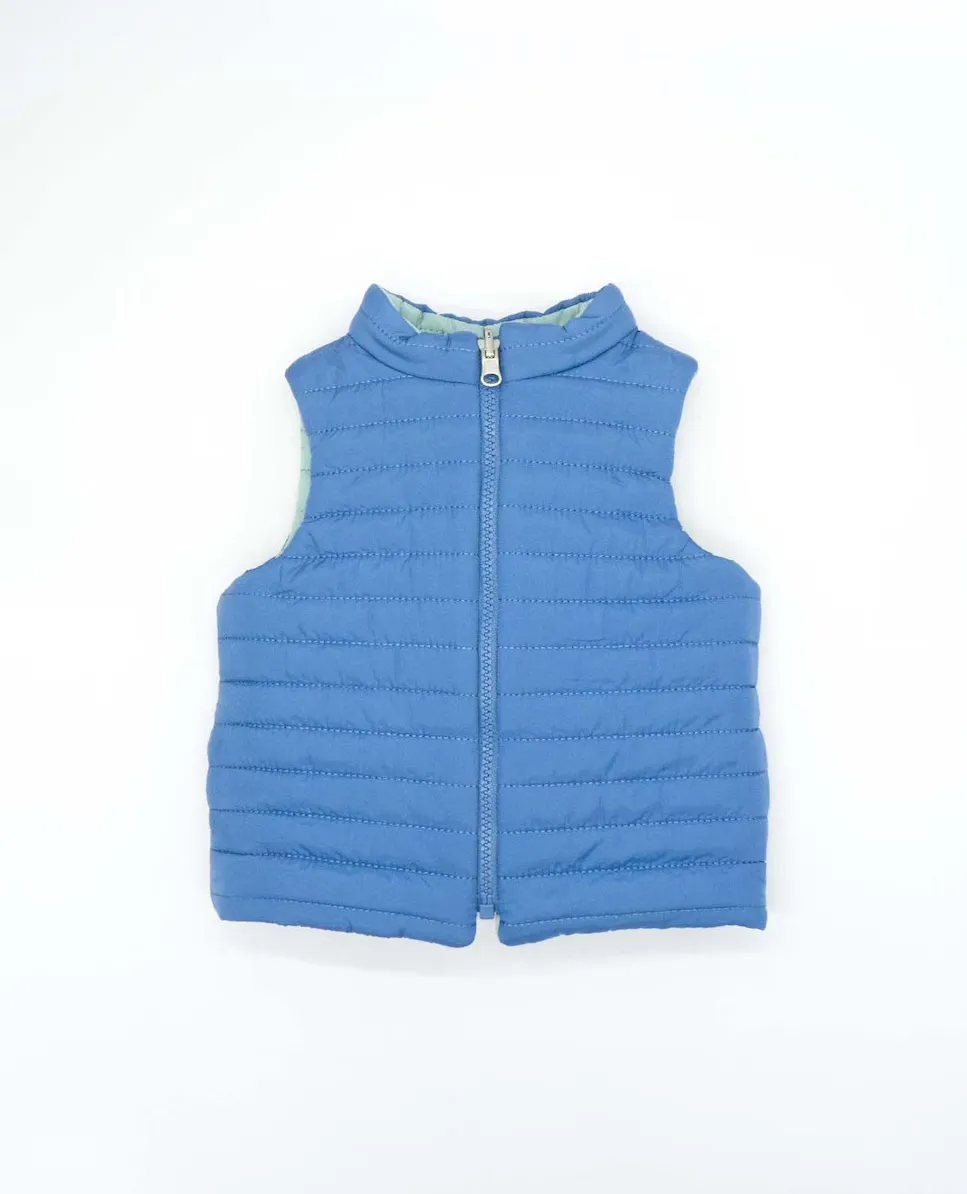 Двусторонний жилет для мальчика на молнии Fina Ejerique, цвет Verde Agua 
Двусторонний жилет для мальчика на молнии Fina Ejerique, цвет Verde Agua