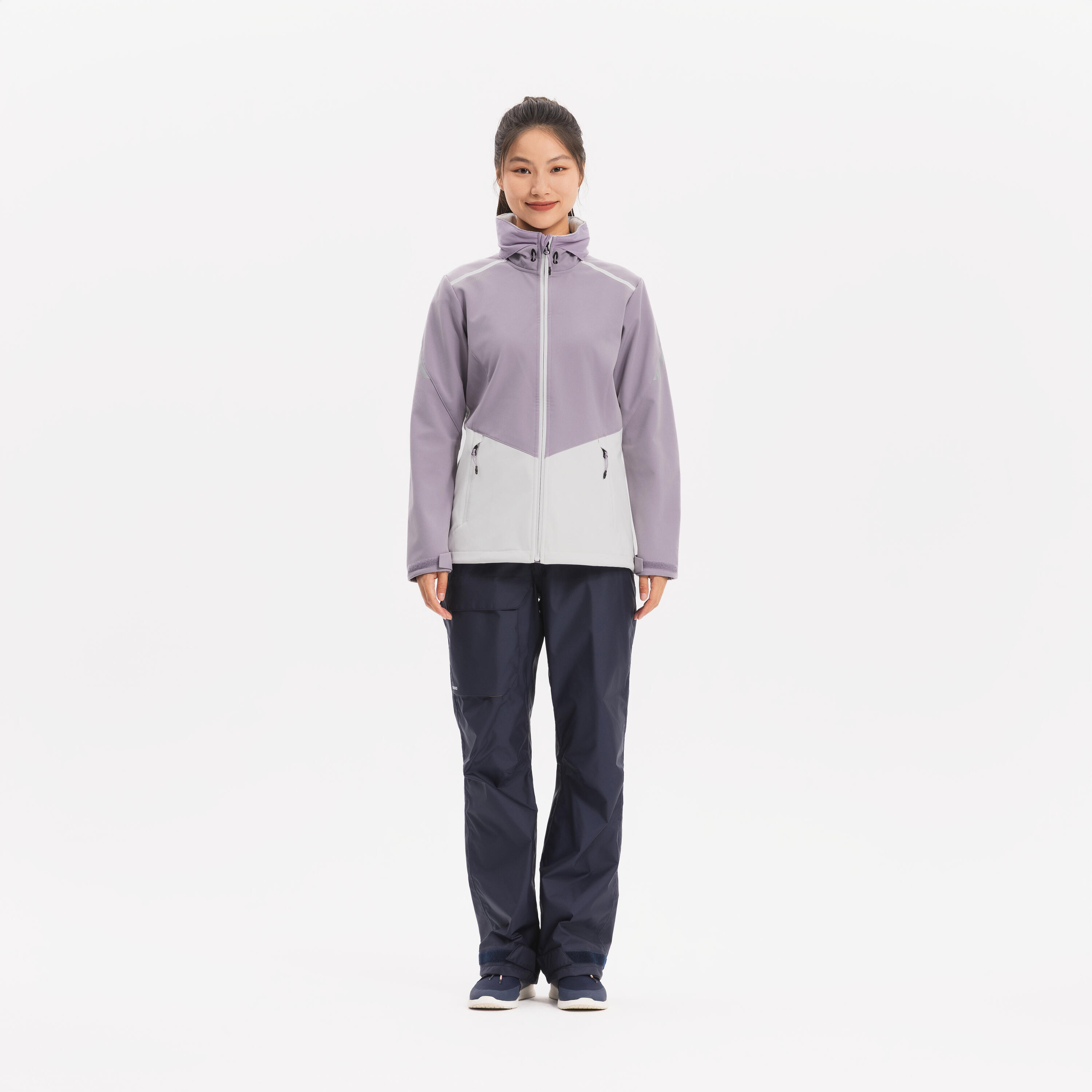 Женская парусная куртка Tribord 500 бело-фиолетовая
Женская парусная куртка Tribord 500 бело-фиолетовая