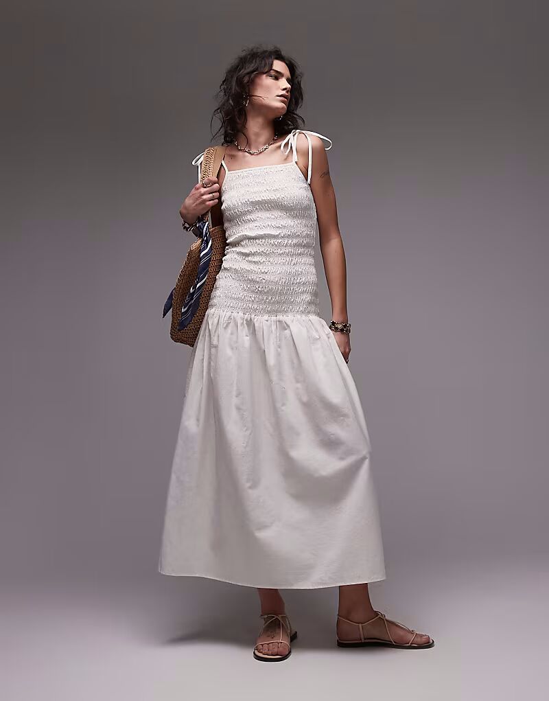 Платье миди на бретельках из льна Topshop цвета слоновой кости
Платье миди на бретельках из льна Topshop цвета слоновой кости