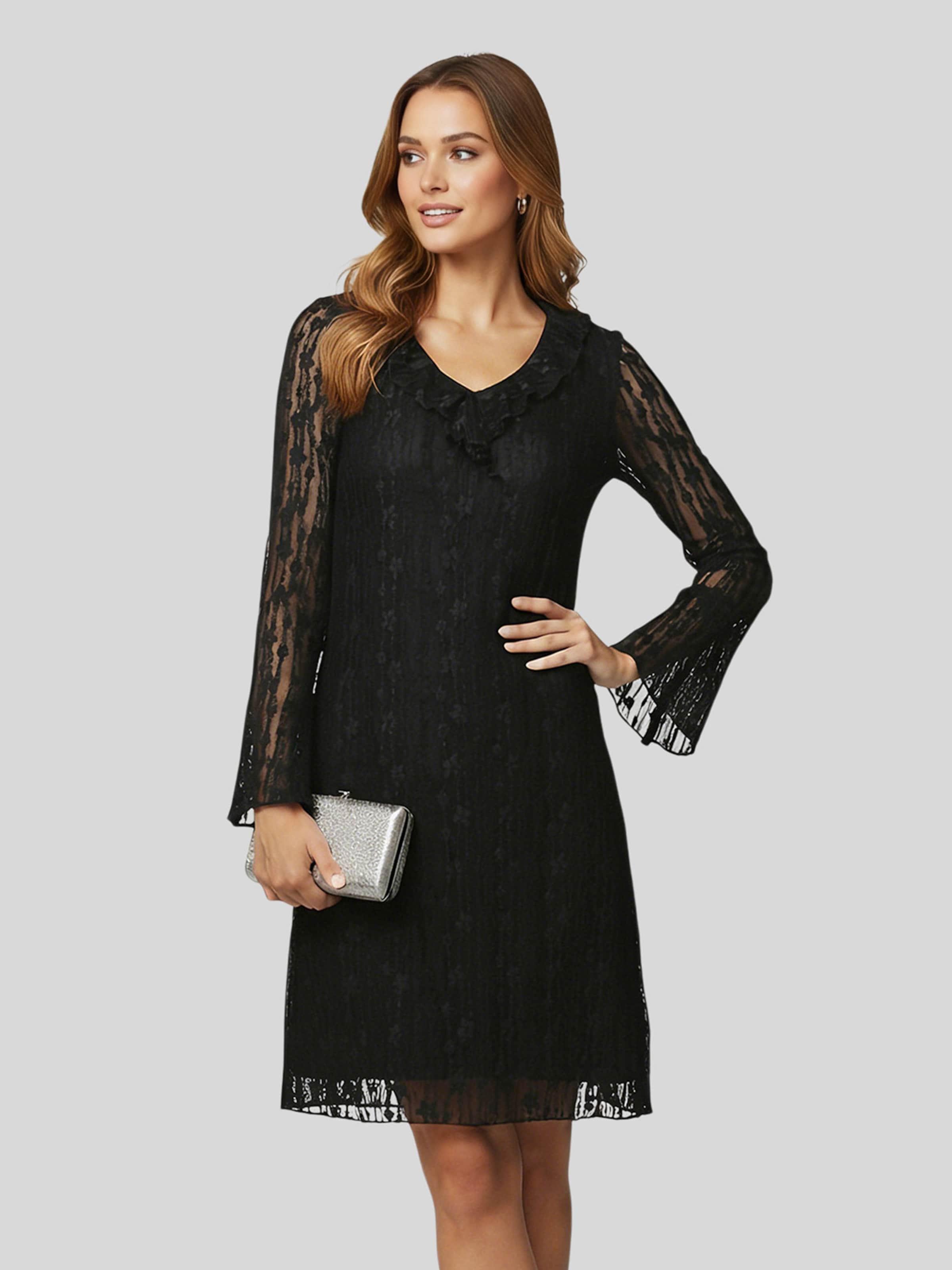 LapaPlus Платье в черном цвете
LapaPlus Платье в черном цвете