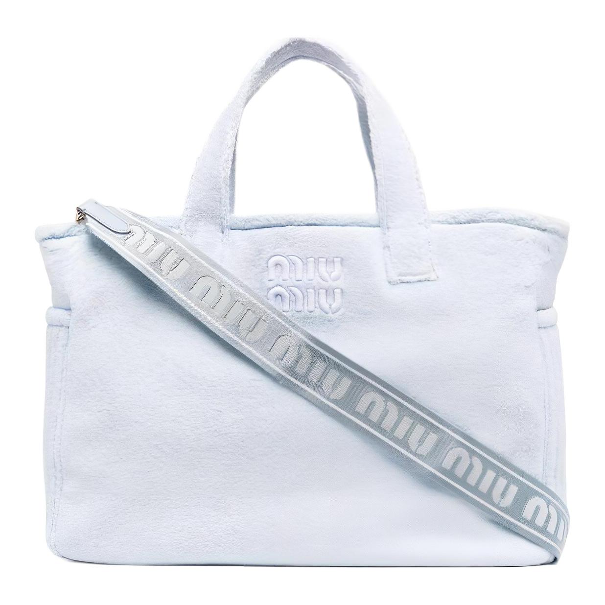 MIU MIU Тканевая сумка через плечо на одно плечо женская светло-голубая 
MIU MIU Тканевая сумка через плечо на одно плечо женская светло-голубая