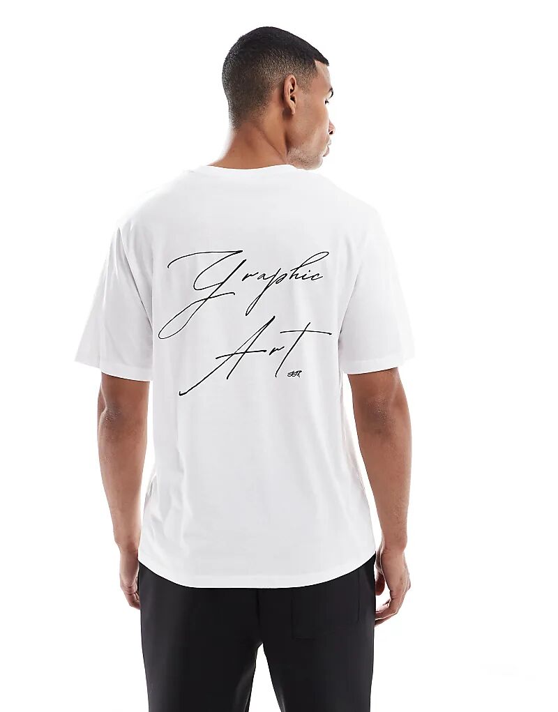 Футболка JJ Rebel с принтом на спине белого цвета
Футболка JJ Rebel с принтом на спине белого цвета