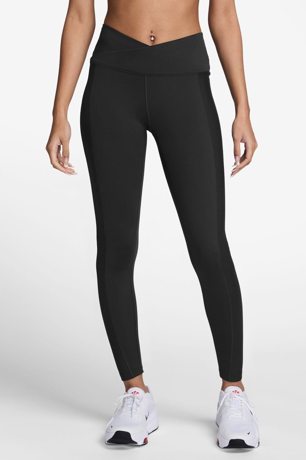 Леггинсы длиной 7/8 с высокой талией и одним обхватом Nike, черный
Леггинсы длиной 7/8 с высокой талией и одним обхватом Nike, черный