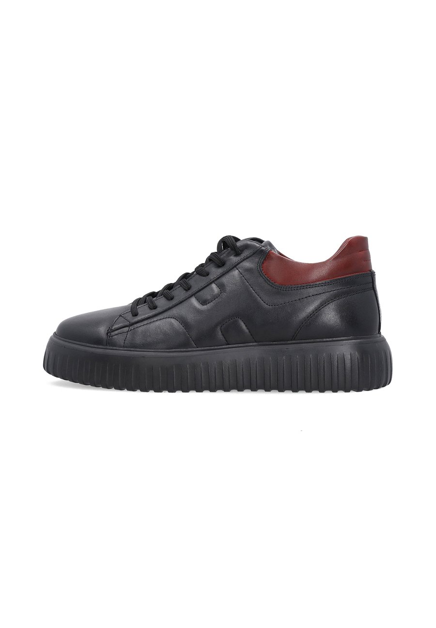 Кроссовки VENEZIA Trainers, Black
Кроссовки VENEZIA Trainers, Black
