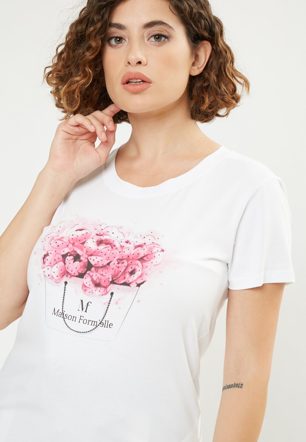 Футболка с принтом FLOWER BOUQUET Maison Form'elle, белый
Футболка с принтом FLOWER BOUQUET Maison Form'elle, белый