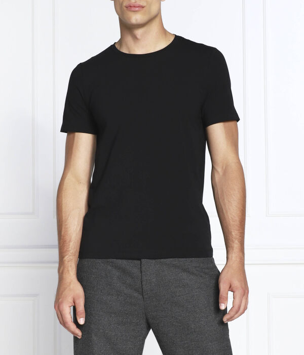 Футболка Oscar Jacobson однотонная, черный
Футболка Oscar Jacobson однотонная, черный