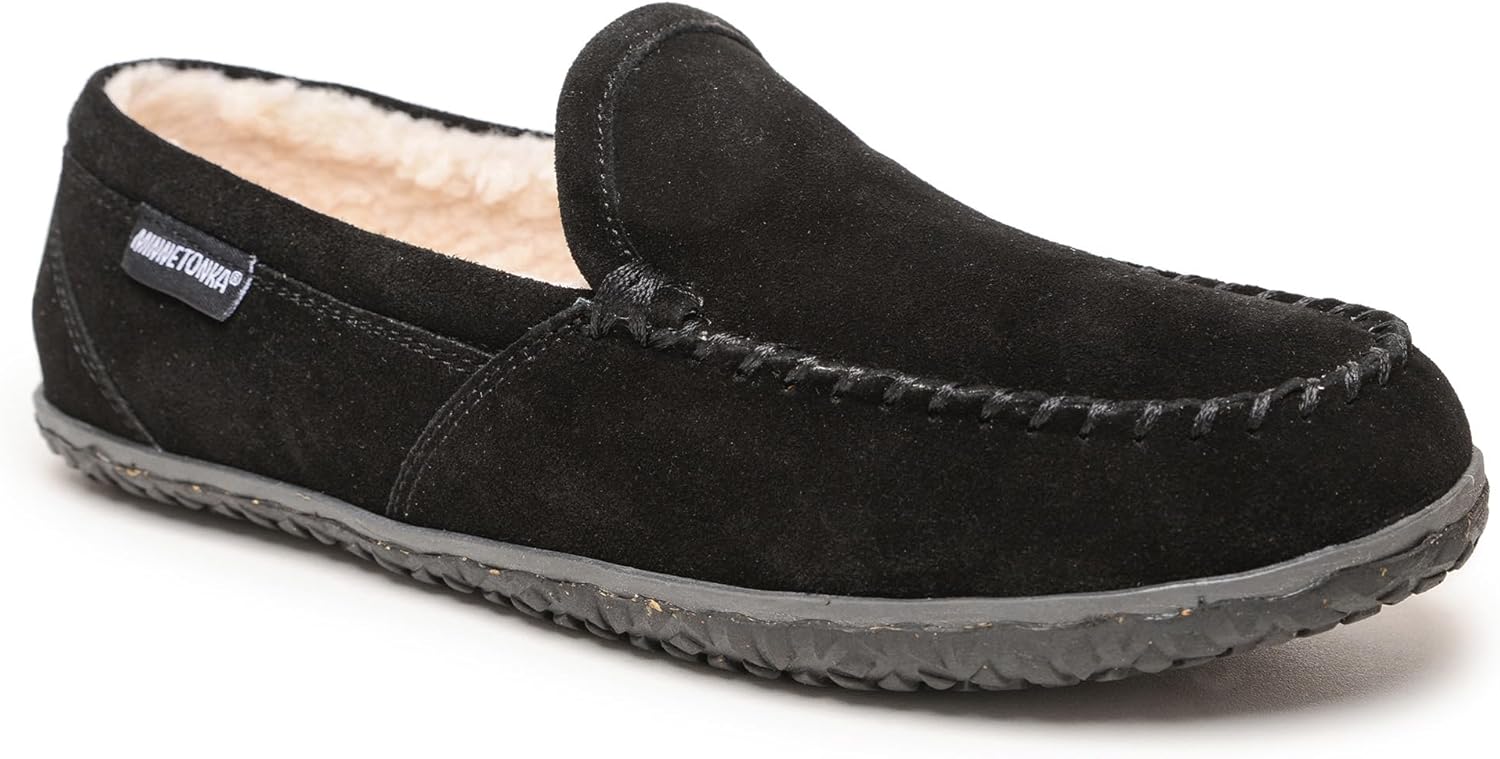 Мужские мокасины Minnetonka Tilden из замши для дома и улицы, черный
Мужские мокасины Minnetonka Tilden из замши для дома и улицы, черный