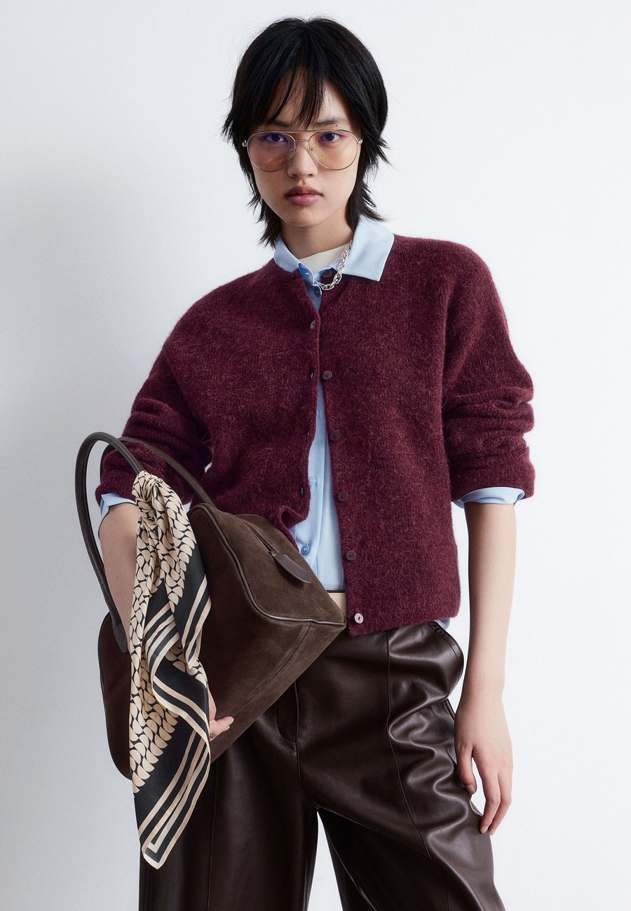Кардиган & other stories Cardigan, Burgundy Melange/Mottled Bordeaux
Кардиган & other stories Cardigan, Burgundy Melange/Mottled Bordeaux