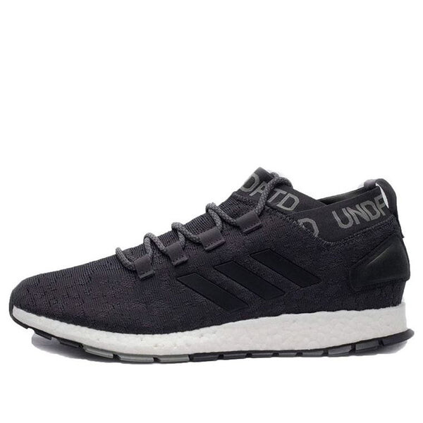 Кроссовки undefeated x pureboost rbl Adidas, черный
Кроссовки undefeated x pureboost rbl Adidas, черный