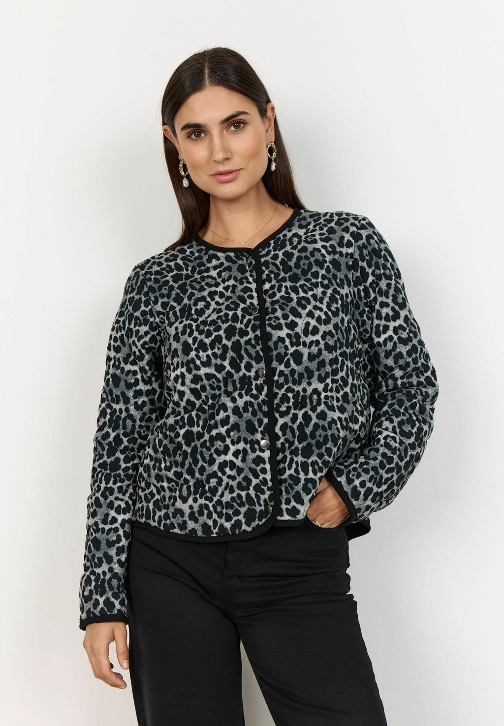 Легкая куртка SC-PIETTA 5 Soyaconcept, черный
Легкая куртка SC-PIETTA 5 Soyaconcept, черный