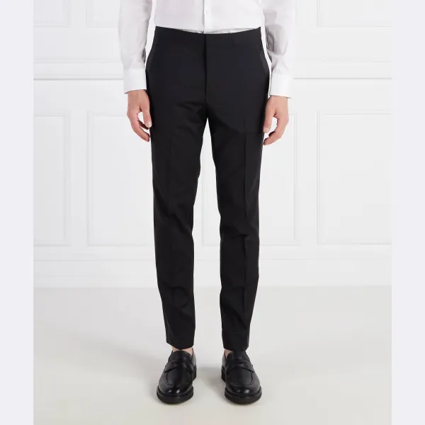 Hesten224E1X шерстяные брюки очень узкого кроя Hugo, черный
Hesten224E1X шерстяные брюки очень узкого кроя Hugo, черный