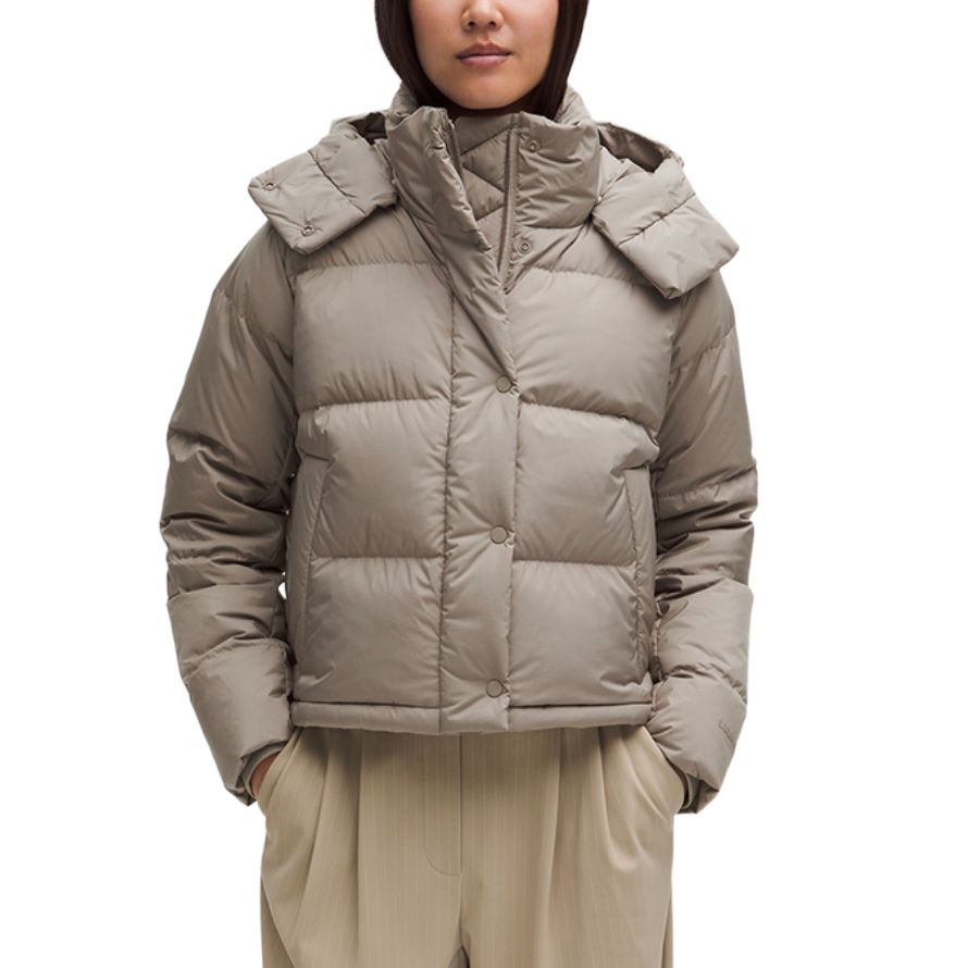 Пуховик Wunder Puff Series женский Lululemon, warm umber серый/wshg
Пуховик Wunder Puff Series женский Lululemon, warm umber серый/wshg