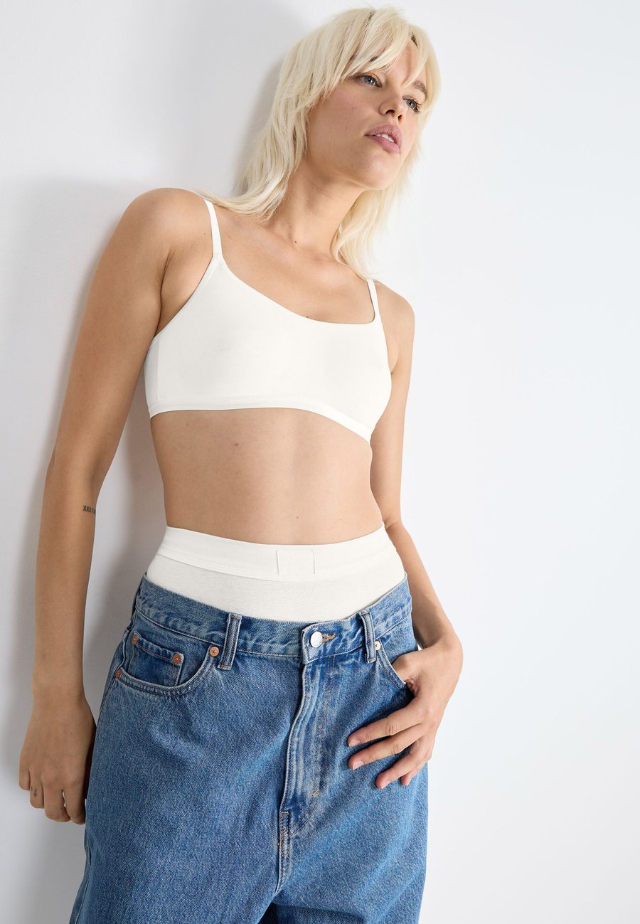 Бюстье Sloggi 3-PACK GO DAILY, Silk White/White
Бюстье Sloggi 3-PACK GO DAILY, Silk White/White