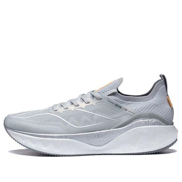 Кроссовки yueying 3 pro Li-Ning, серый
Кроссовки yueying 3 pro Li-Ning, серый