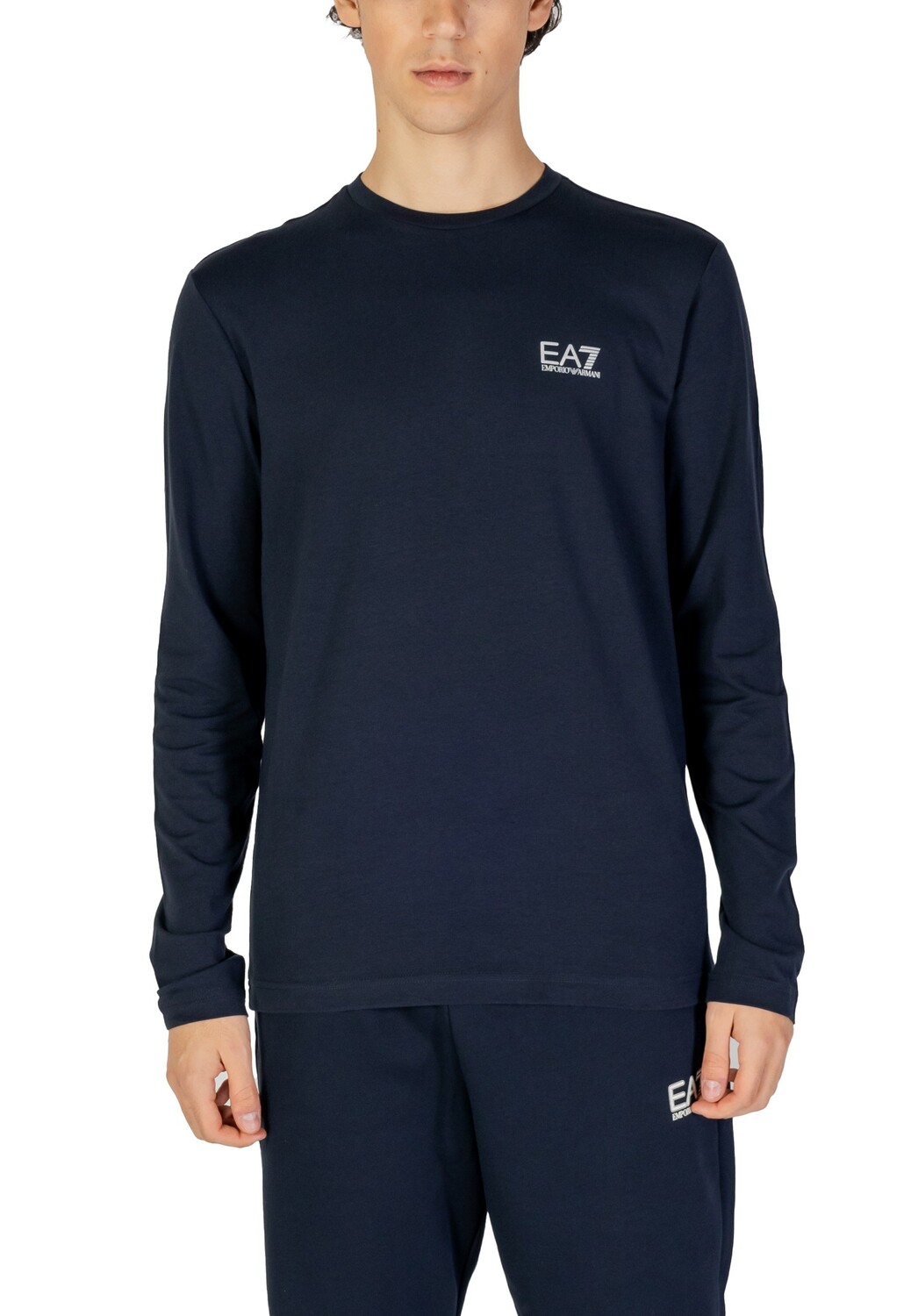 Лонгслив мужской EA7 однотонный, синий
Лонгслив мужской EA7 однотонный, синий